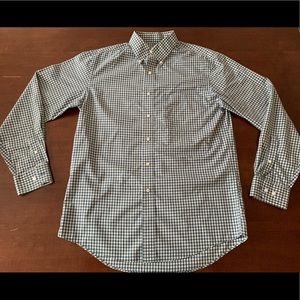 Jos A. Bank Men’s Medium Button Down, No Wrinkle!